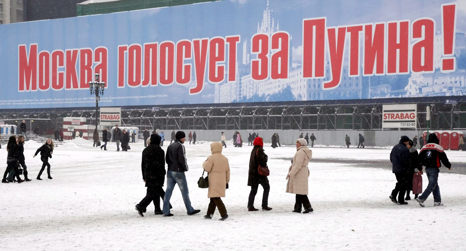 Verificaciones falsas e IA, nuevos métodos rusos para una vieja propaganda