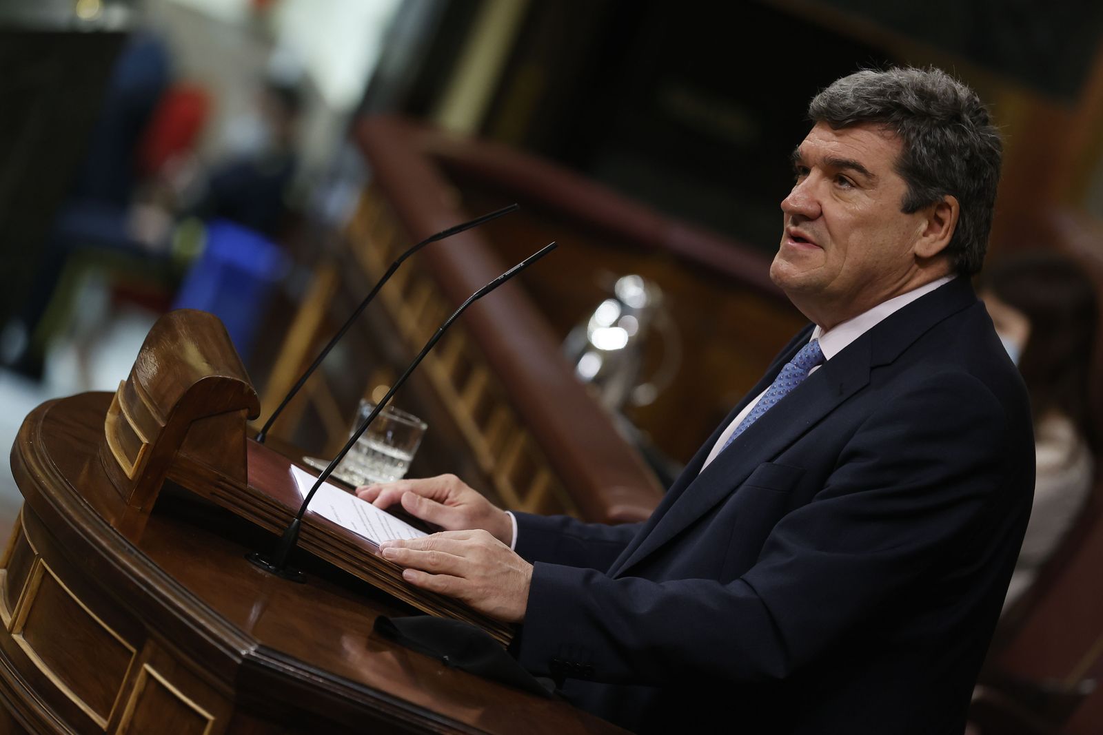 La ley de planes de empleo salva el veto gracias a los votos de PP, Vox y Cs