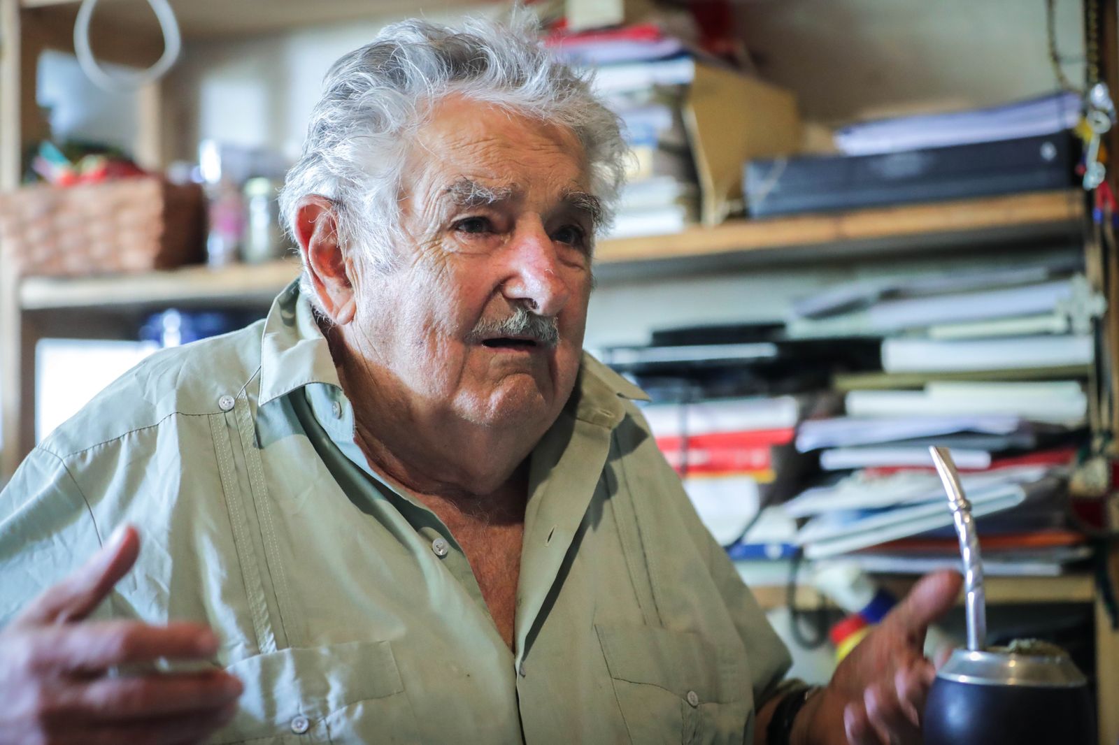 Mujica critica la participación de Lacalle en la campaña por el referéndum uruguayo