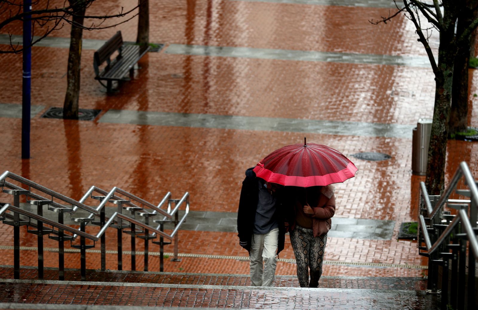 Hoy, una borrasca atlántica reactivará las lluvias en Península y Baleares