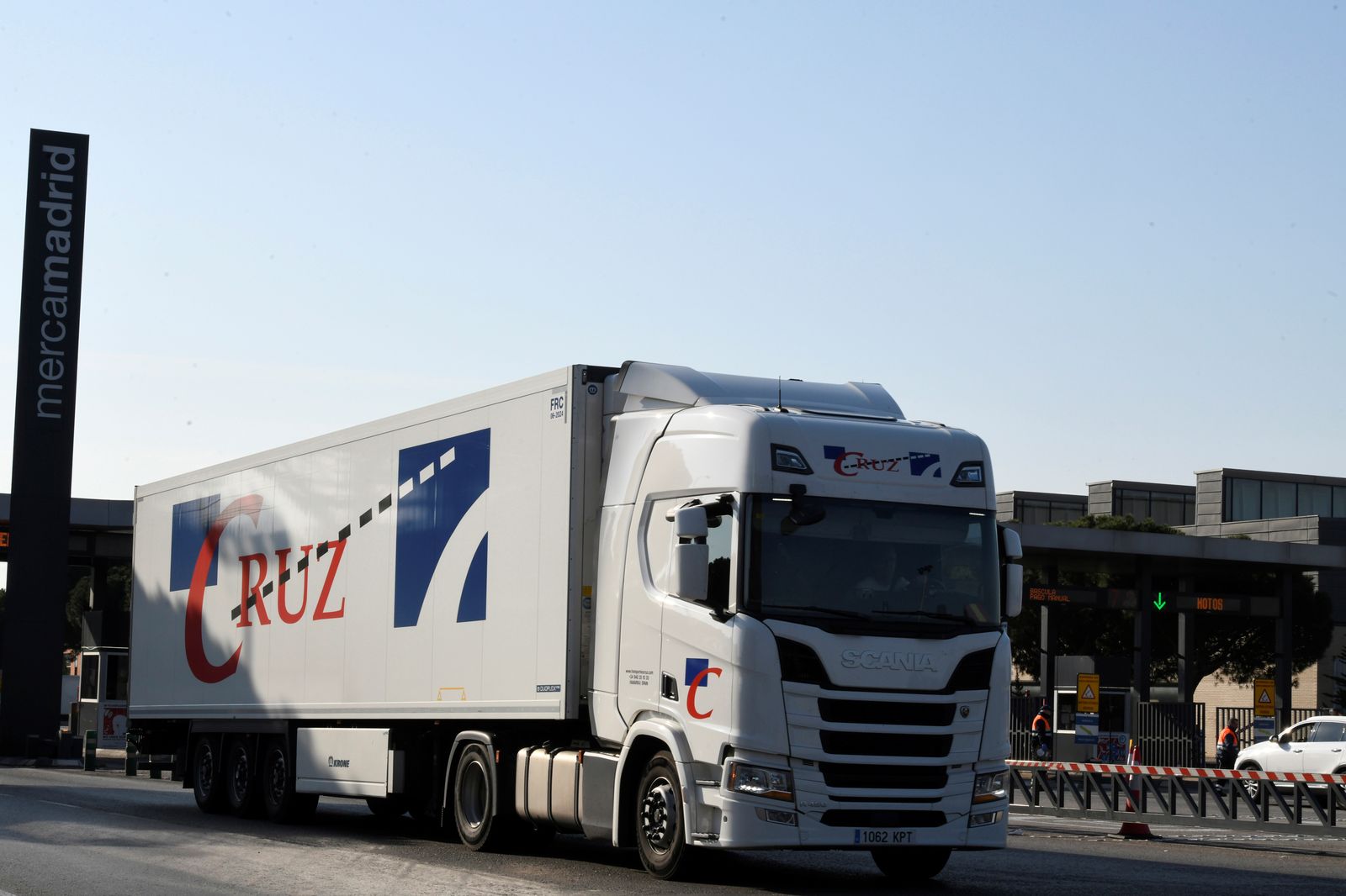 La entrada de mercancías en Mercamadrid se sitúa en el 80 % de lo habitual